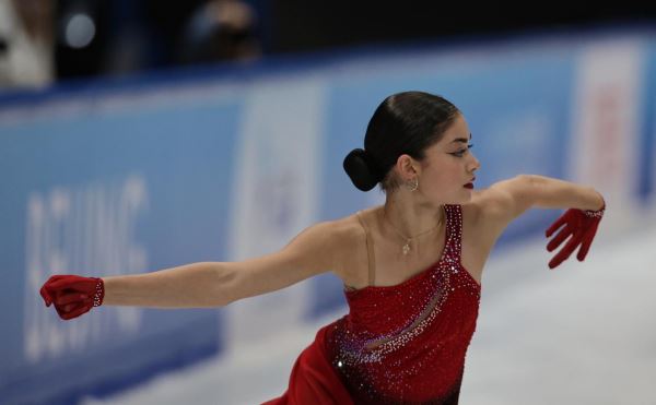 Олимпийская чемпионка Дюамель оценила шансы Петросян и Гуменника на Играх