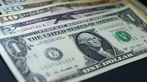 Российские банки перезапустили прямые переводы в долларах США и евро