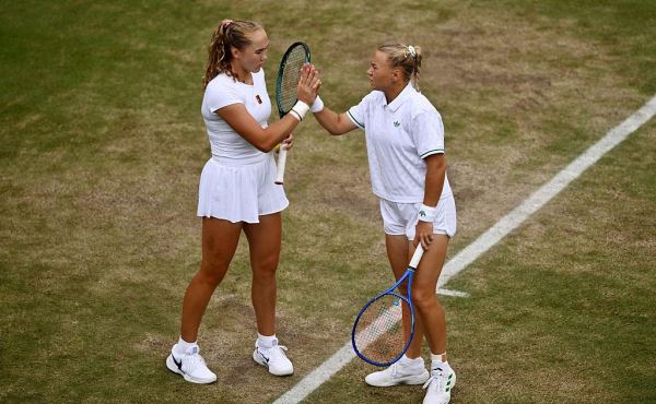 Андреева и Шнайдер отобрались на Итоговый турнир WTA в парном разряде