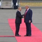 Песков: приглашение Путина Трампу приехать в Москву остается в силе