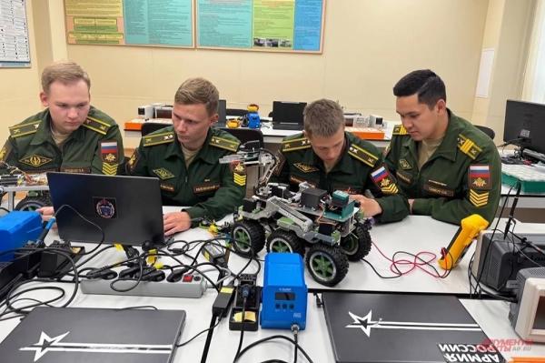 Роботы на службе. Боевые «птицы» безжалостно выжигают позиции ВСУ