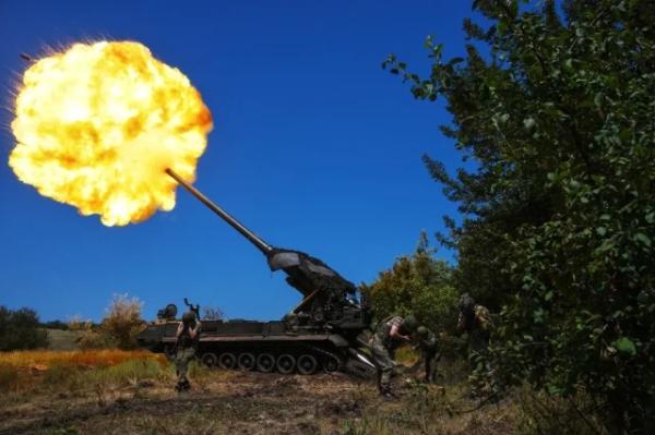 Неужели начинается? Что за тайные знаки появились на русских боевых машинах