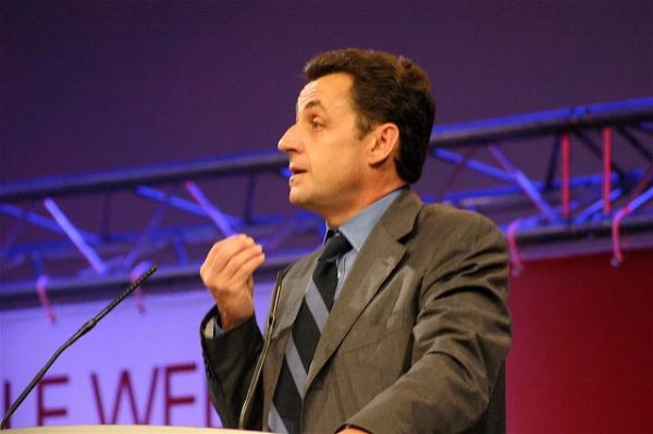 Саркози назвал неожиданным решение суда приговорить его к реальному сроку