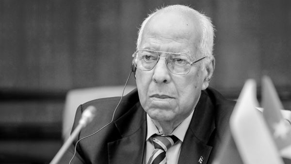 Президент Кубы сообщил о смерти вице-премьера страны Кабрисаса