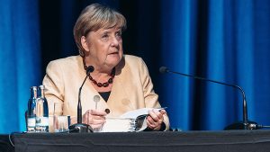 v-gosdume-negativno-otreagirovali-na-slova-merkel-o-raspade-sssr-1cc92d7.jpg